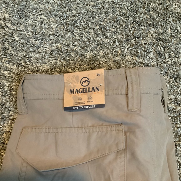 Men’s NWT Magellan Khaki short - Picture 3 of 4